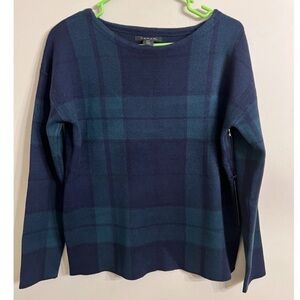 Tahari plaid sweater